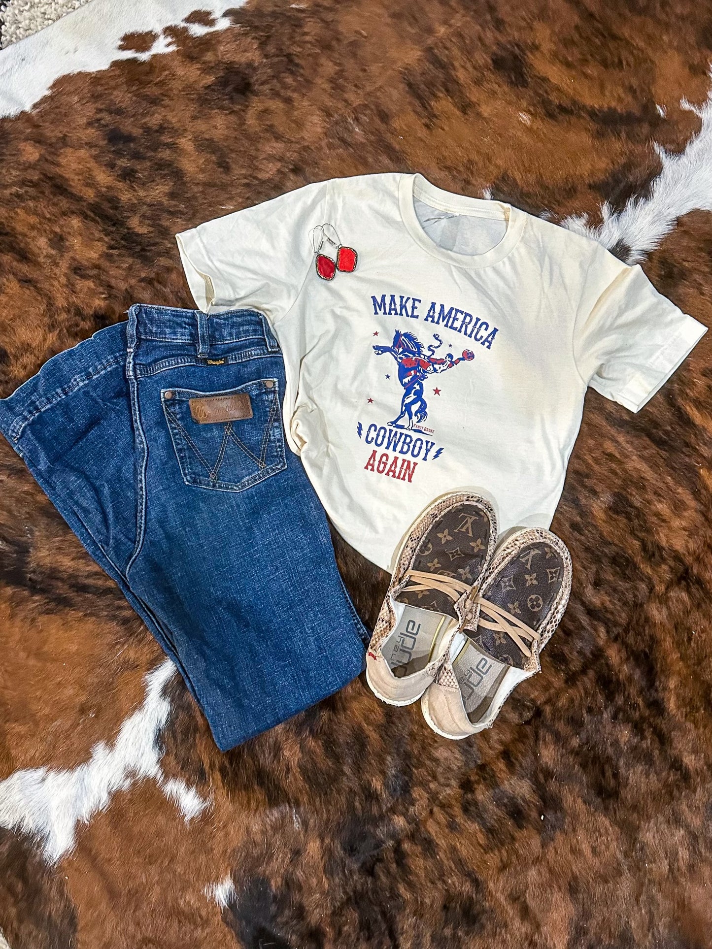 Make American Cowboy Again Tee